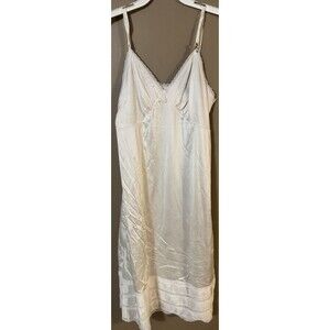 Sears  Beige Women's Slip Silky Shiny All Nylon Size 38 Vintage Grannycore